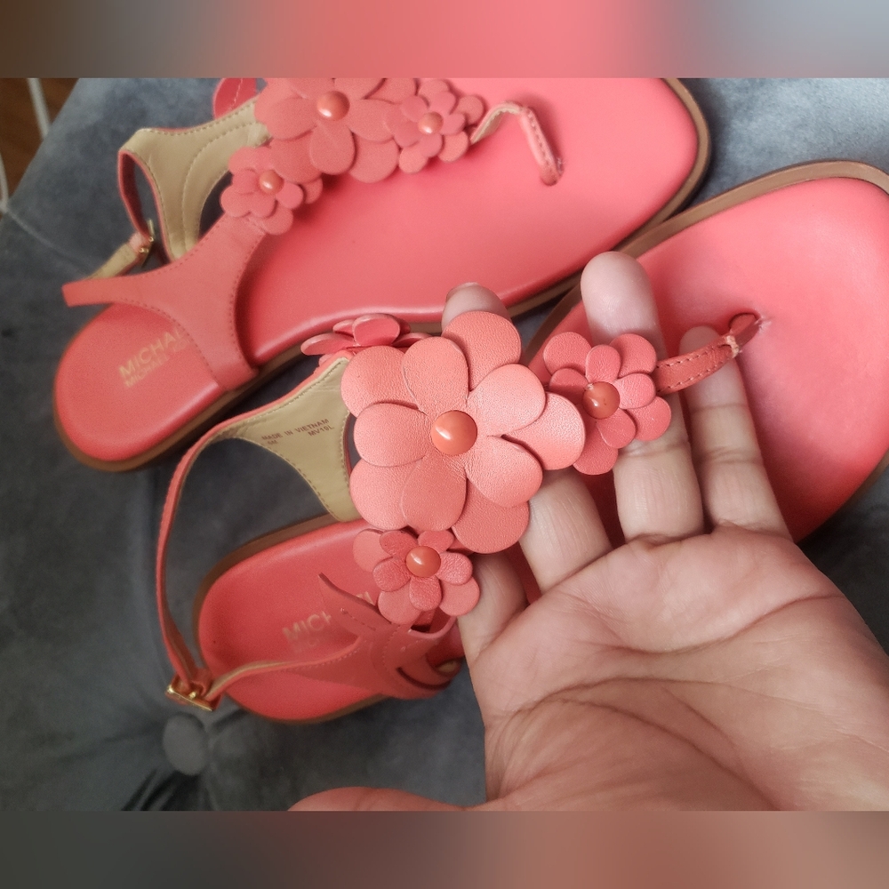 Michael Kors Floral Coral Sandals - Picture 4 of 9